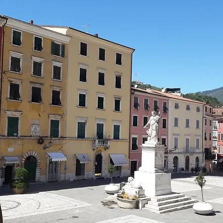 Alberica10 4* Carrara