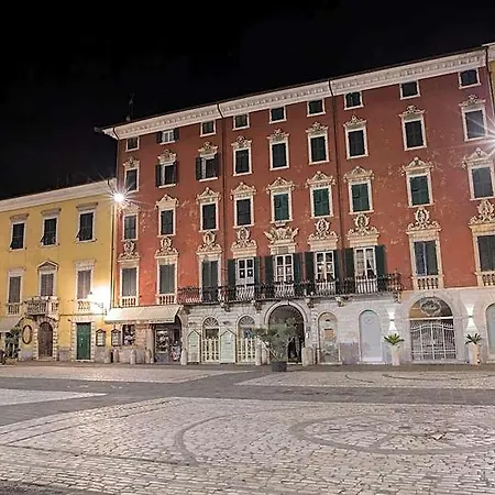 Alberica10 Bed & Breakfast 4*